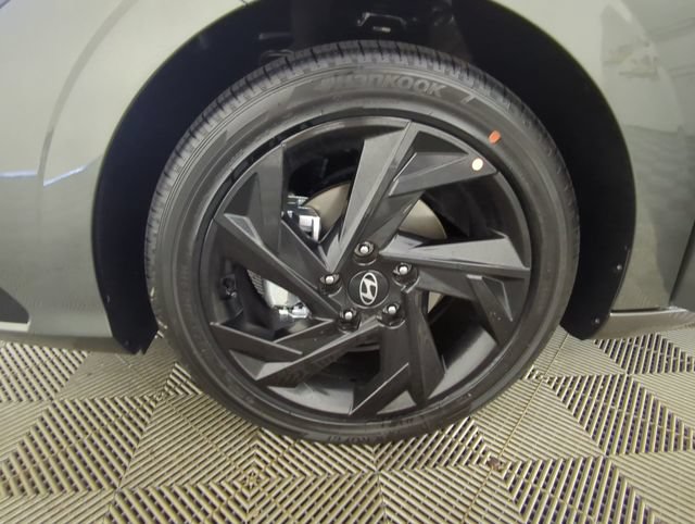 New 2026 Hyundai Elantra SEL Sport Premium FWD image 16