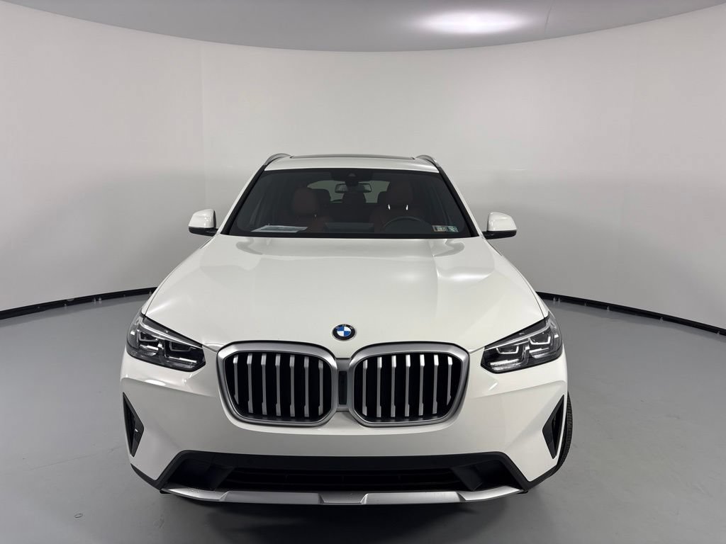 Used 2023 BMW X3 xDrive30i w/ Premium Package AWD/4WD image 2