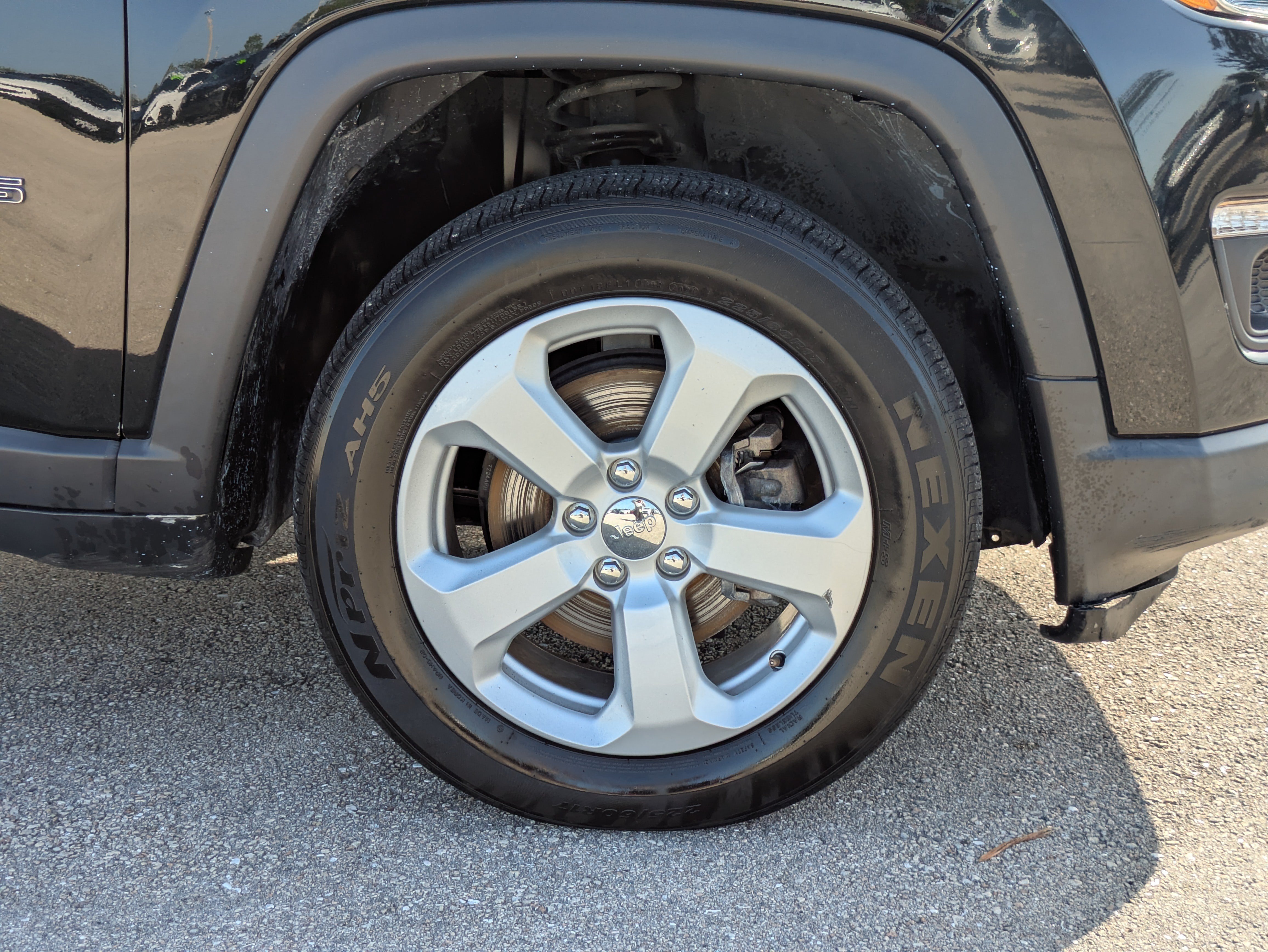 Used 2021 Jeep Compass Latitude w/ Convenience Group AWD/4WD image 11