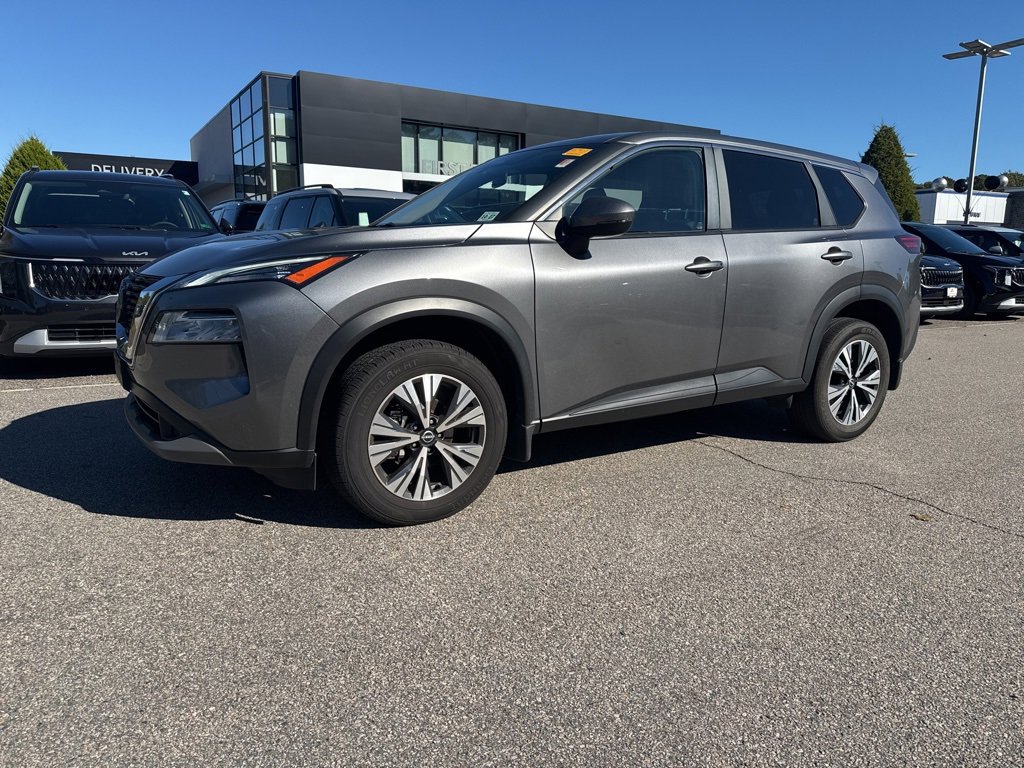 Used 2023 Nissan Rogue SV