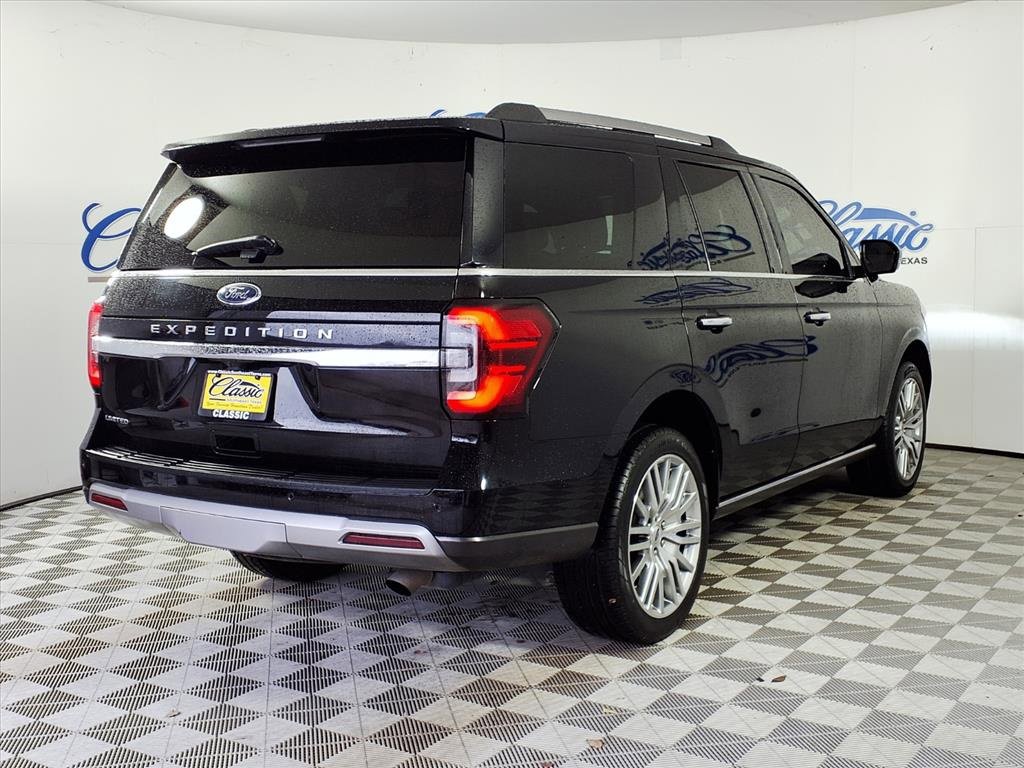 Used 2023 Ford Expedition Limited image 6