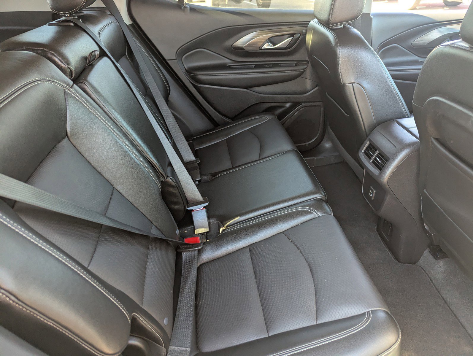 Certified 2024 GMC Terrain SLT image 15