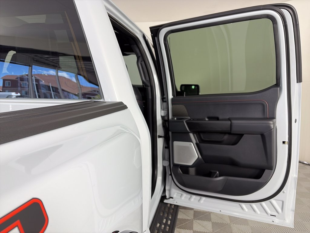 Used 2025 Ford F150 Raptor AWD/4WD image 30