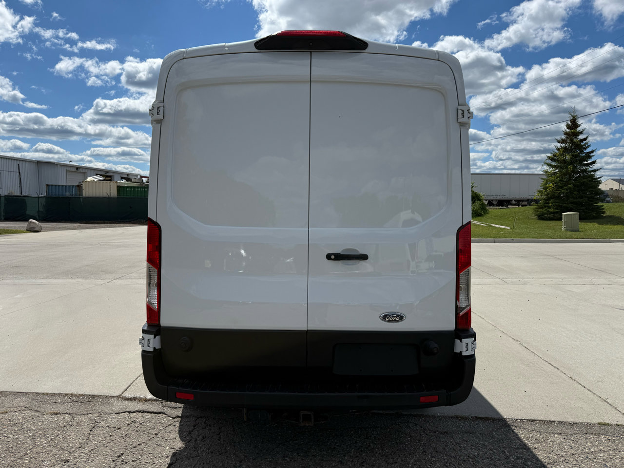 Used 2019 Ford Transit 250 148 Medium Roof image 6