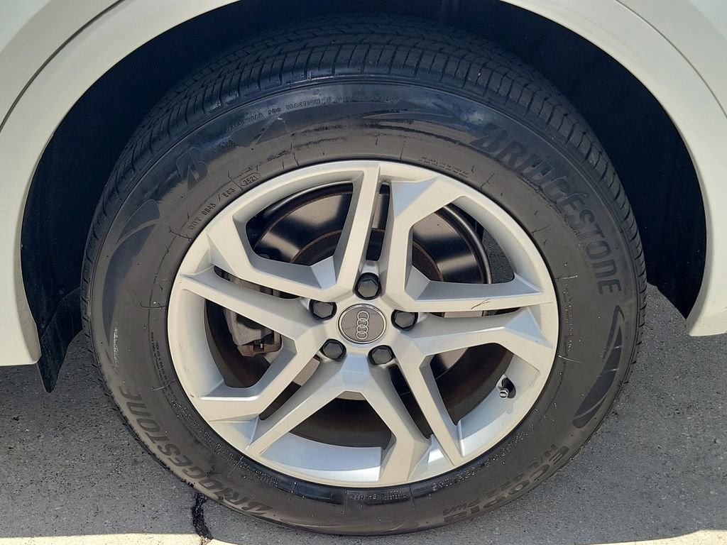 Used 2019 Audi Q5 2.0T Premium image 11