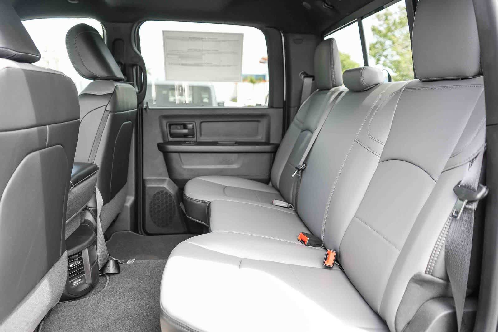New 2026 RAM 3500 Tradesman AWD/4WD image 21