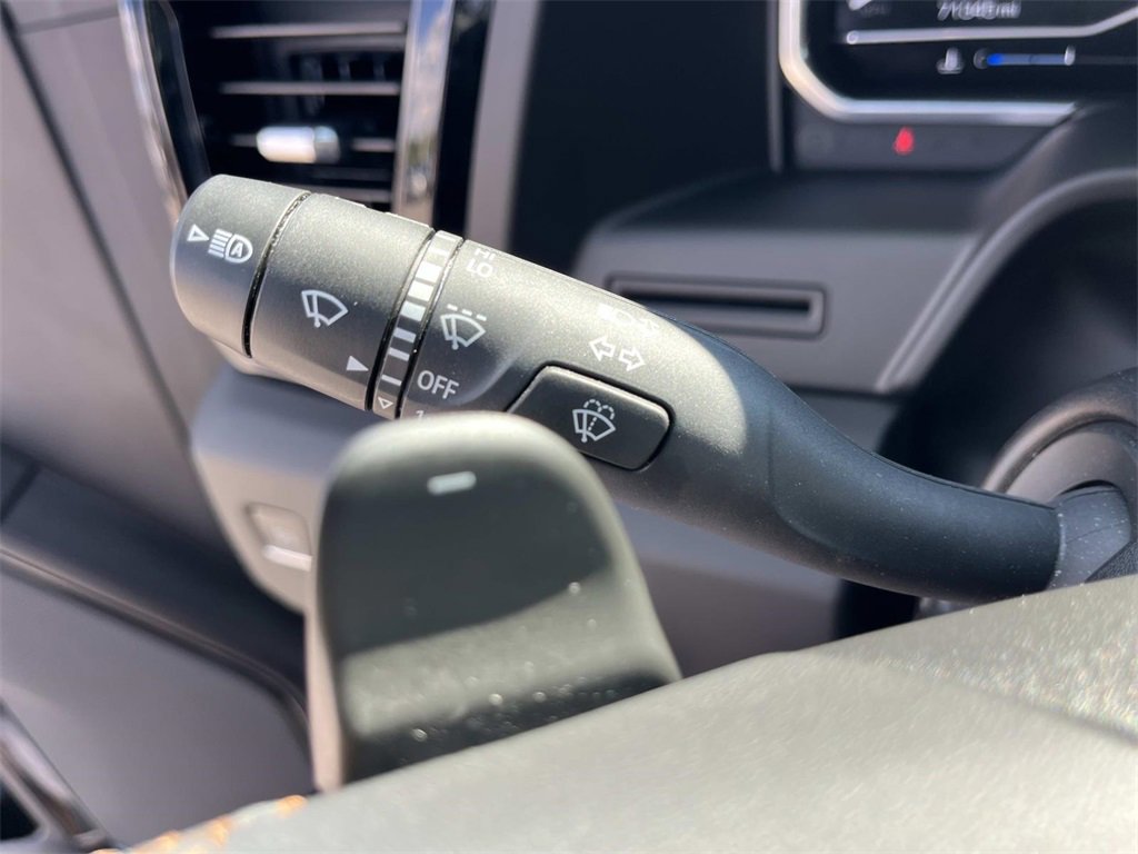 Used 2023 GMC Sierra 1500 AT4 w/ AT4 Preferred Package image 20