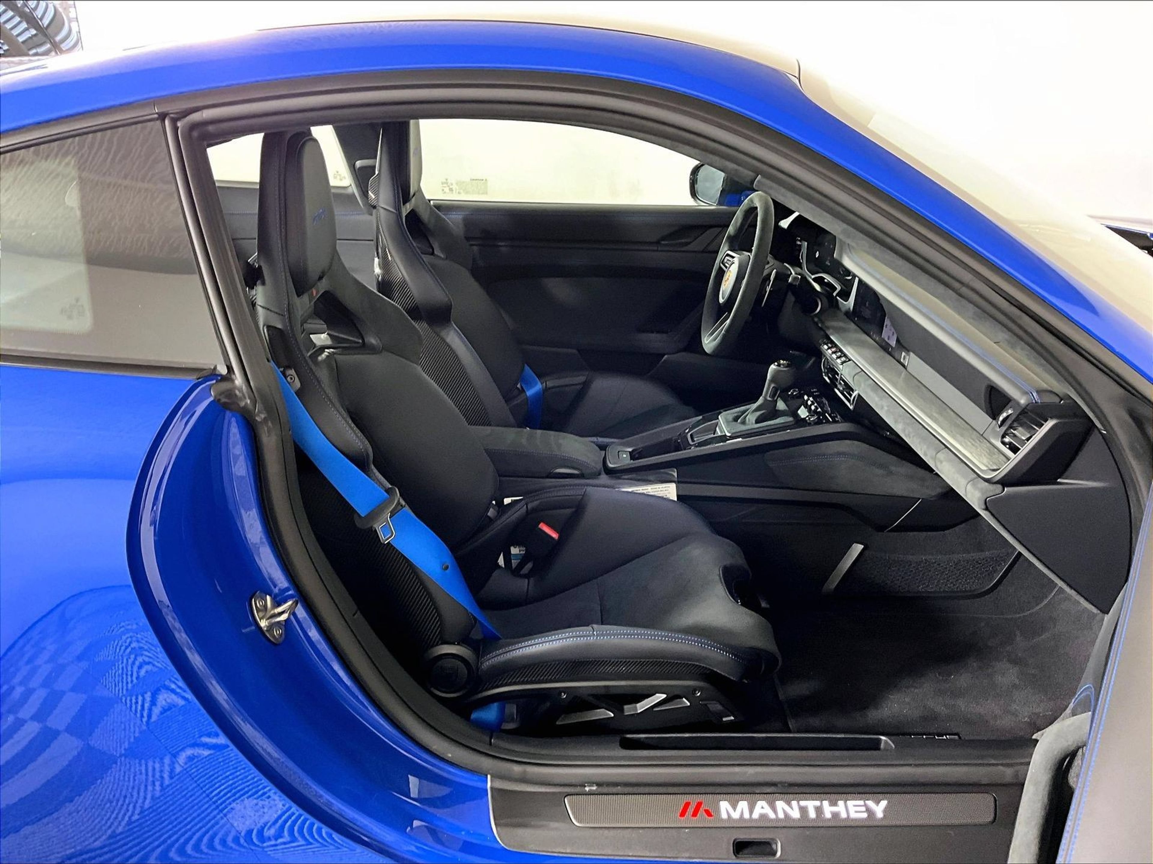 Used 2026 Porsche 911 GT3 RWD image 18