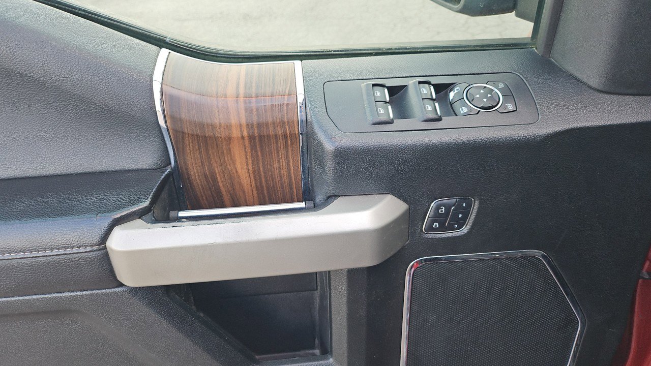 Used 2016 Ford F150 Lariat image 12