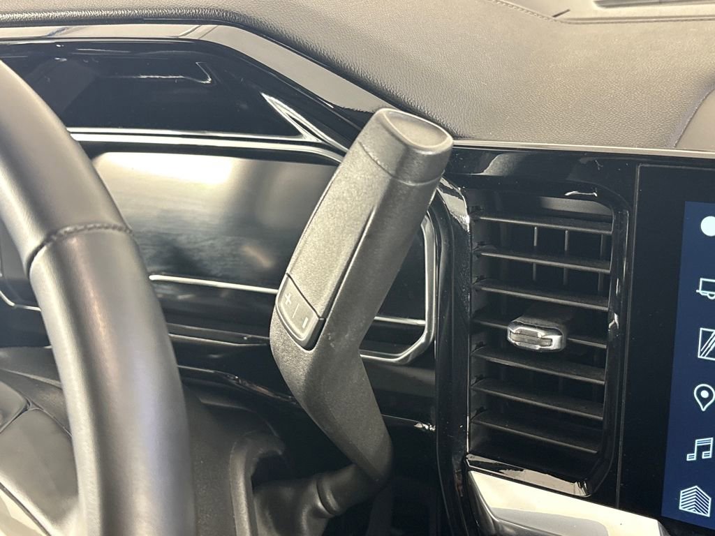 Used 2024 Chevrolet Silverado 1500 RST image 23