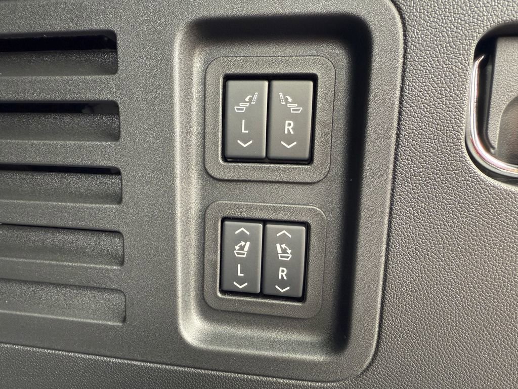 New 2026 Buick Enclave Sport Touring w/ Power Package image 11