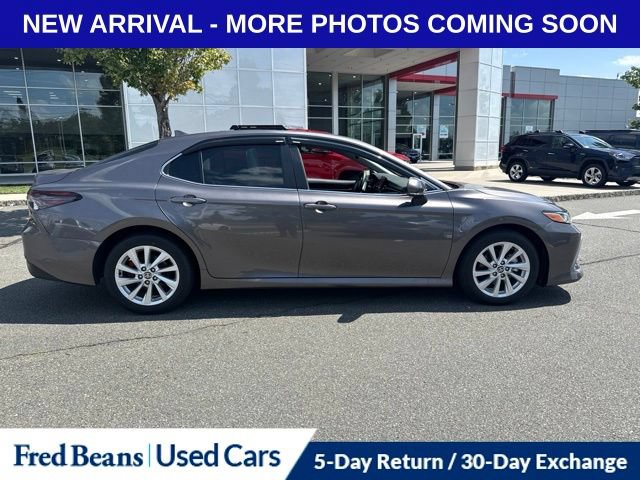 Used 2023 Toyota Camry LE w/ Convenience Package FWD image 2