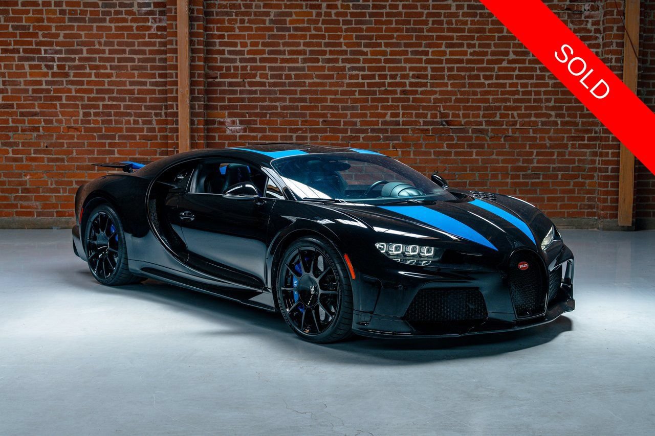 Used 2023 Bugatti Chiron Super Sport AWD/4WD image 1