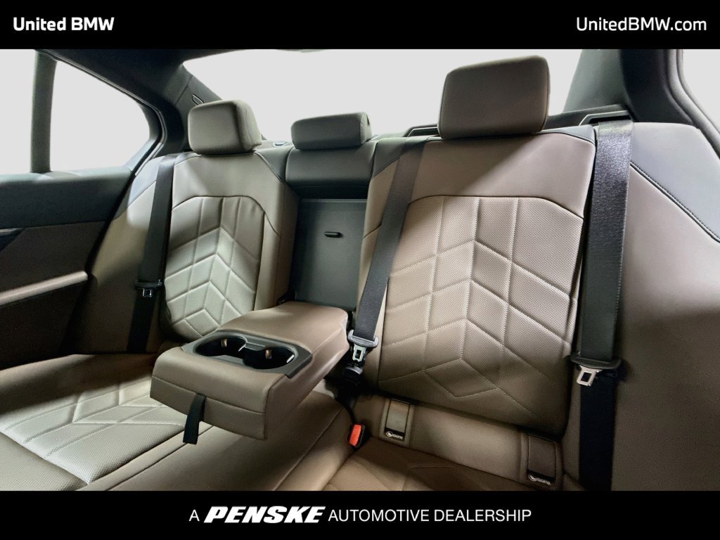 New 2027 BMW 530i w/ Premium Package RWD image 13