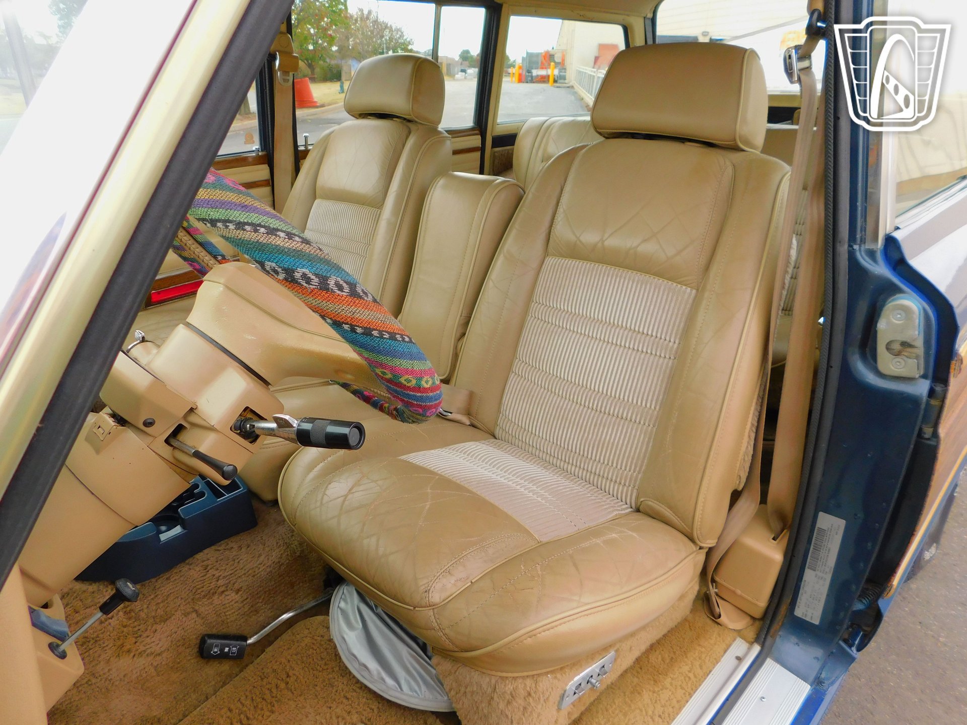 Used 1989 Jeep Grand Wagoneer AWD/4WD image 11