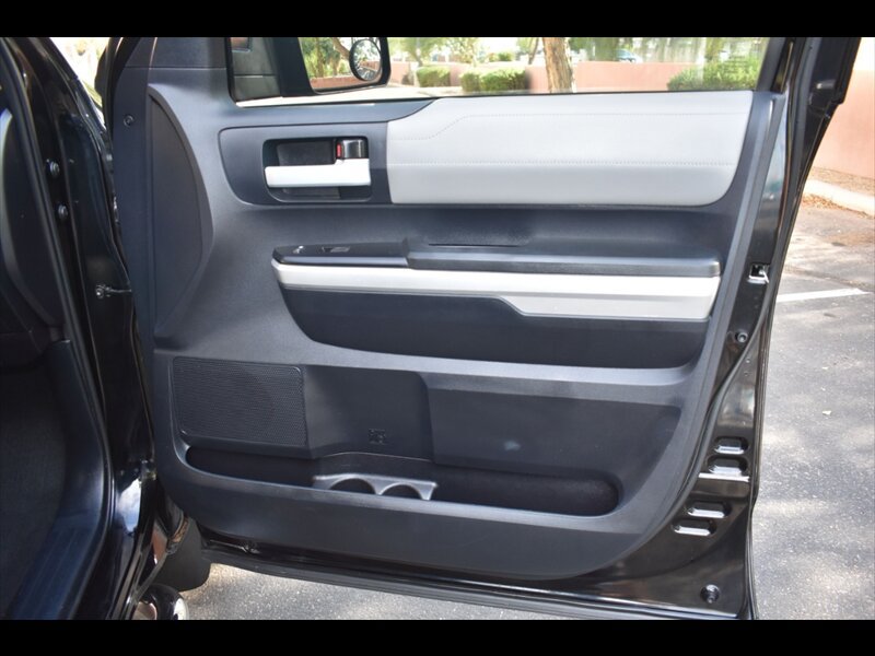 Used 2014 Toyota Tundra Limited RWD image 35