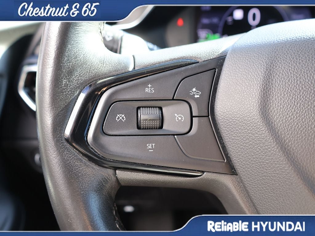 Used 2023 Chevrolet Bolt EUV Premier w/ Sun & Sound Package FWD image 26