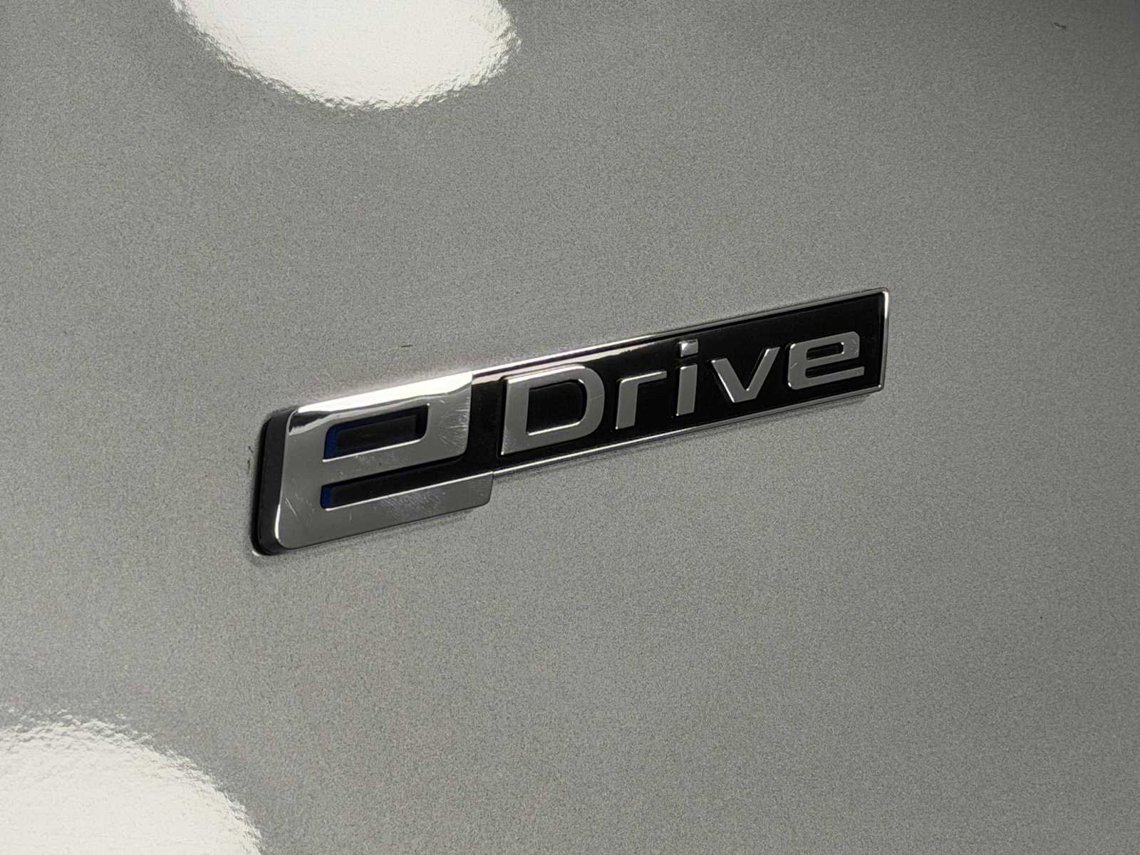 Used 2019 BMW 530e w/ Convenience Package RWD image 19