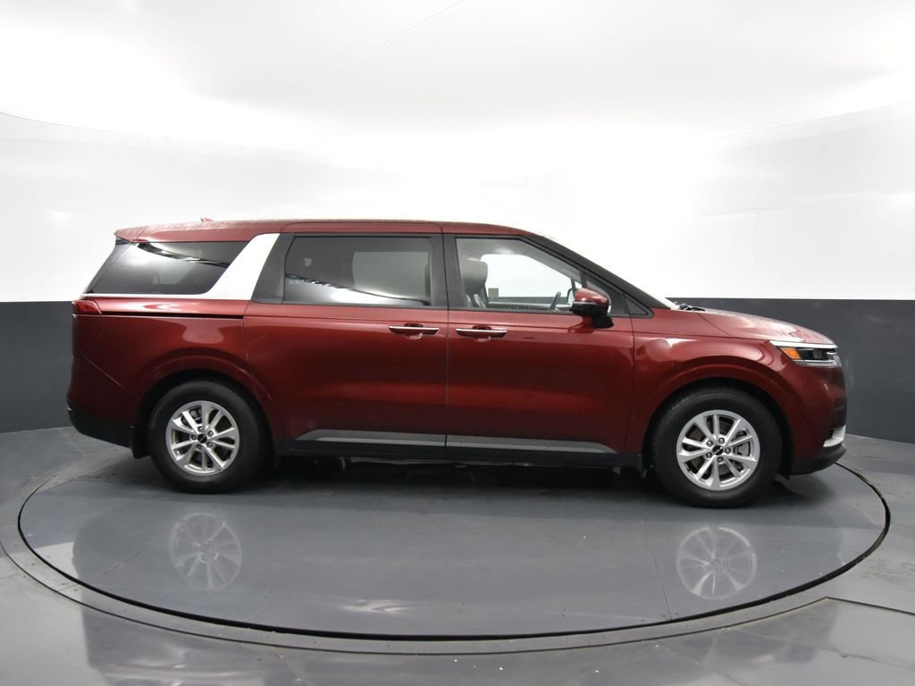 Used 2024 Kia Carnival LX image 48