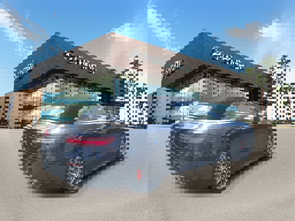 Used 2018 Mercedes-Benz E 400 E 400 image 3