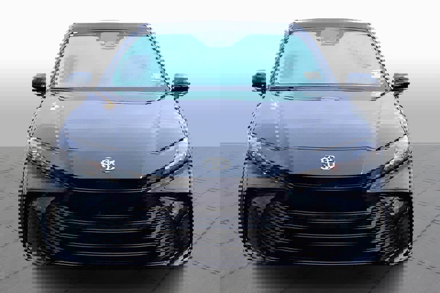 Used 2026 Toyota Camry LE image 4