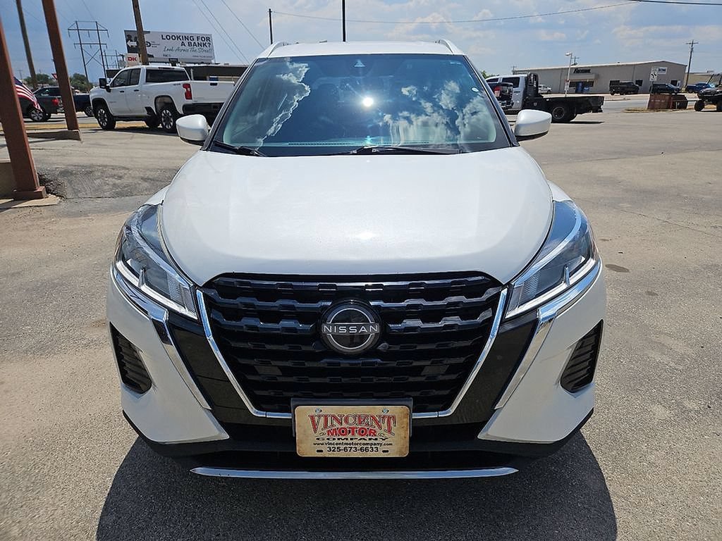 Used 2022 Nissan Kicks SV FWD image 12