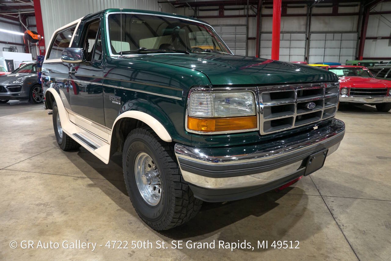 Used 1992 Ford Bronco Eddie Bauer AWD/4WD image 25