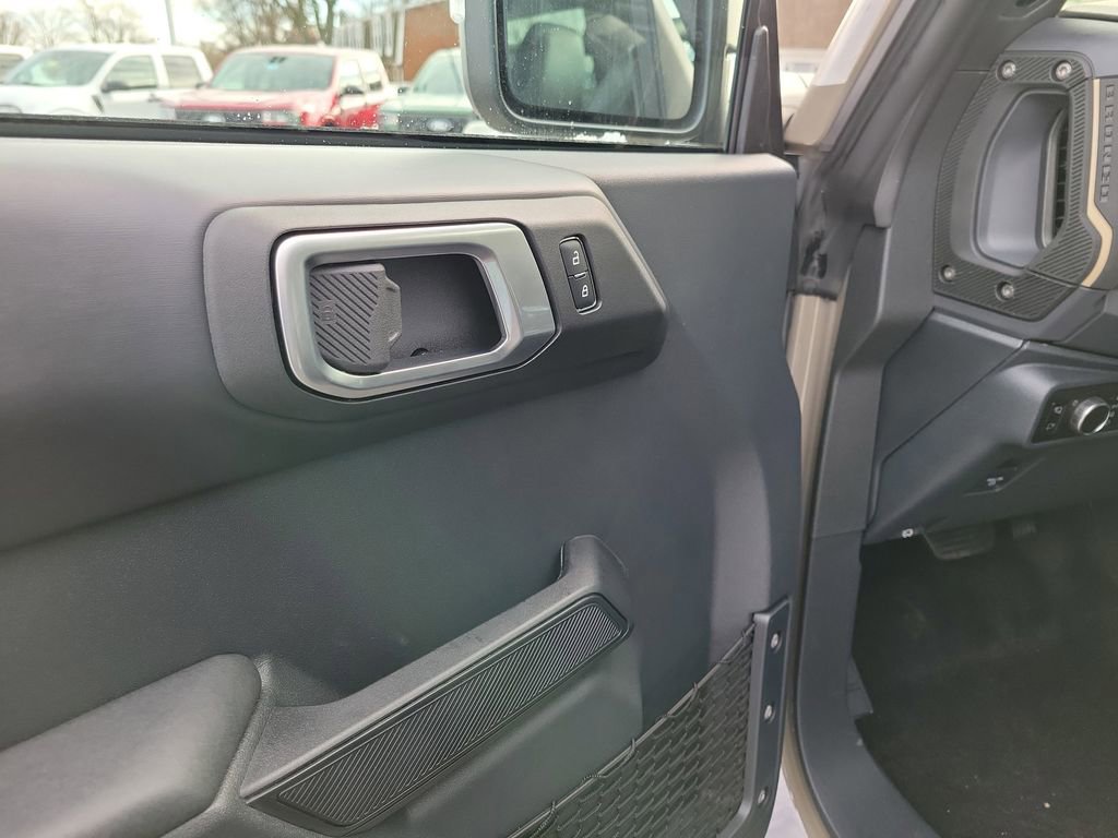 New 2025 Ford Bronco Badlands image 19