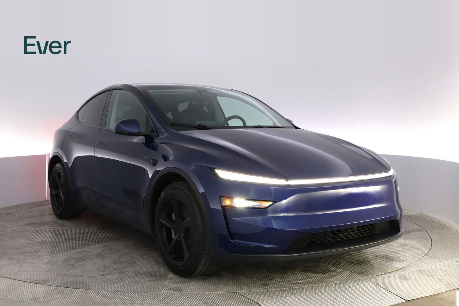 Used 2026 Tesla Model Y 2WD image 13