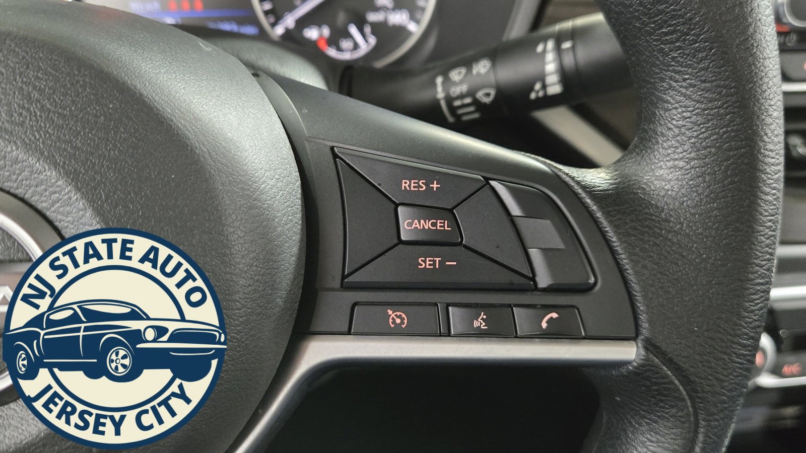 Used 2024 Nissan Altima 2.5 SV image 12