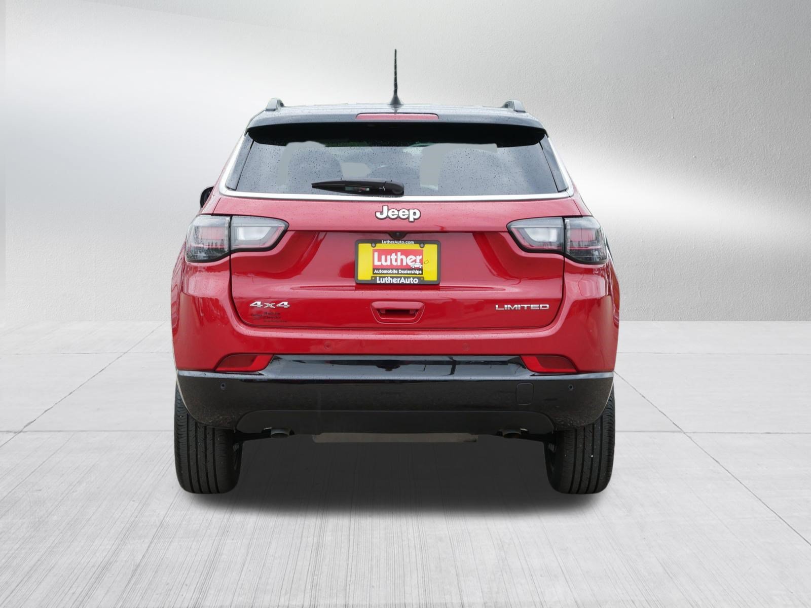 Used 2025 Jeep Compass Limited w/ Elite Group AWD/4WD image 6