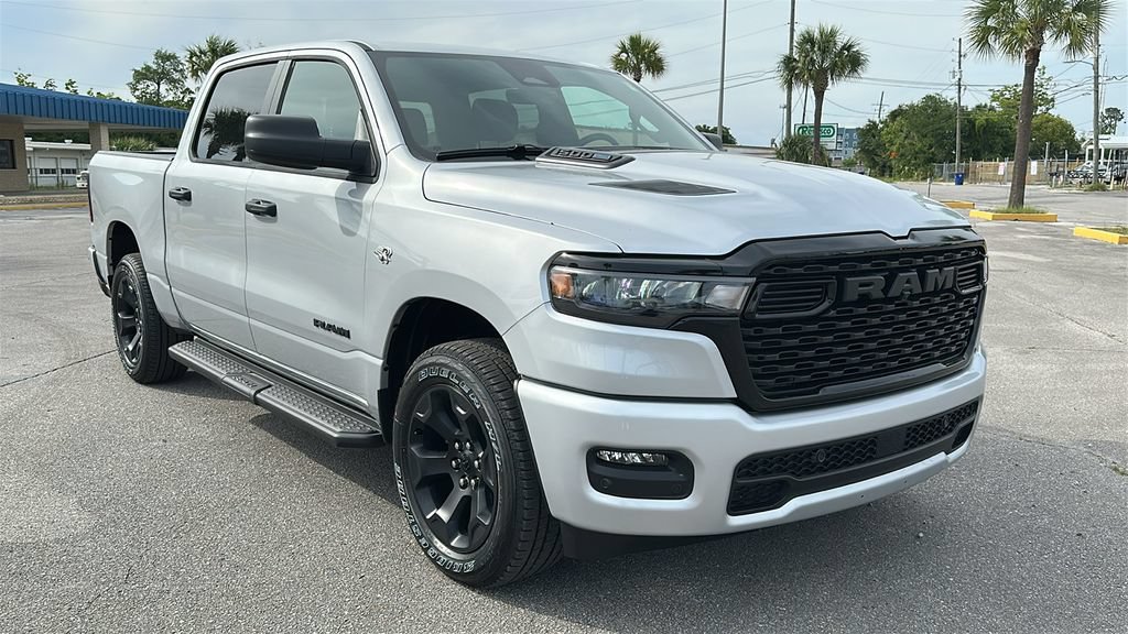 New 2026 RAM 1500 Express AWD/4WD image 8