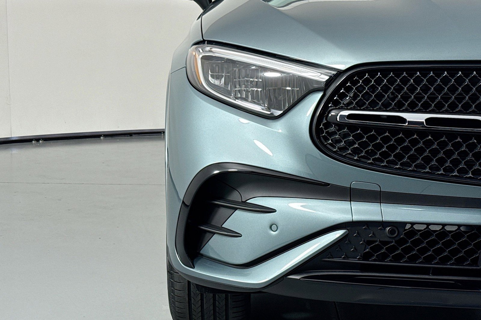 New 2026 Mercedes-Benz GLC 300 image 13