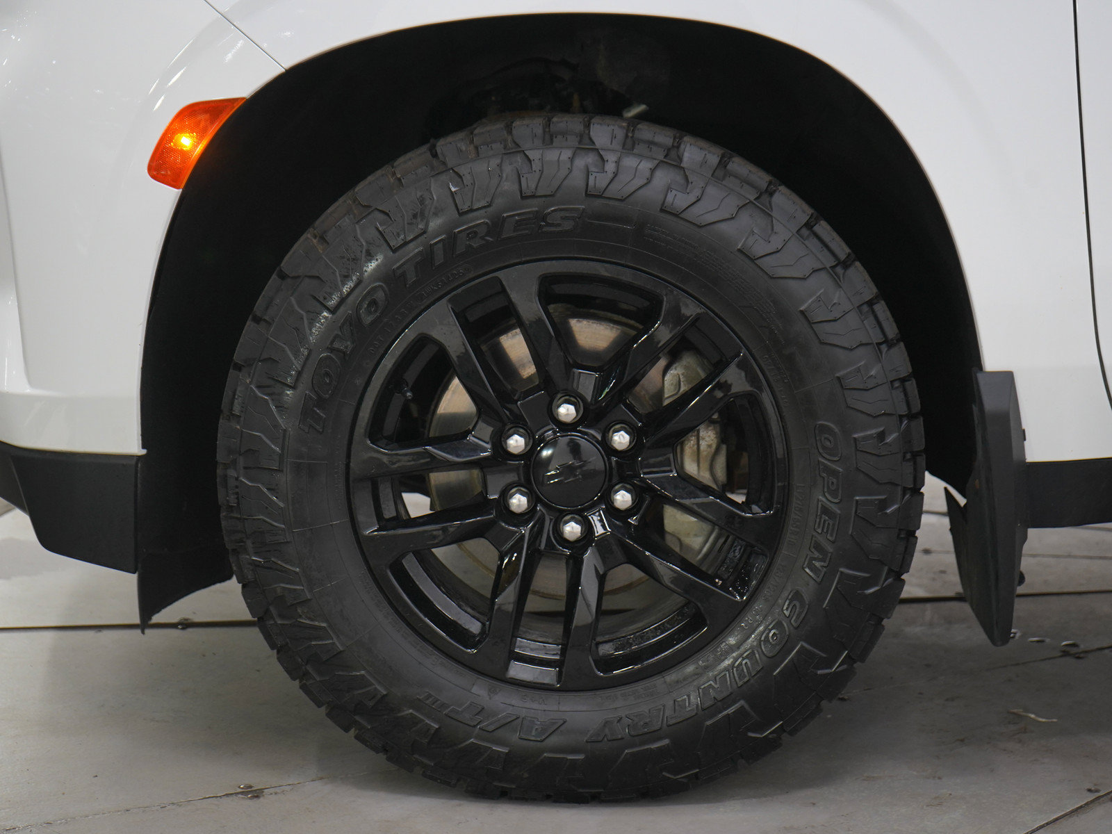 Used 2023 Chevrolet Suburban LS w/ Max Trailering Package AWD/4WD image 28