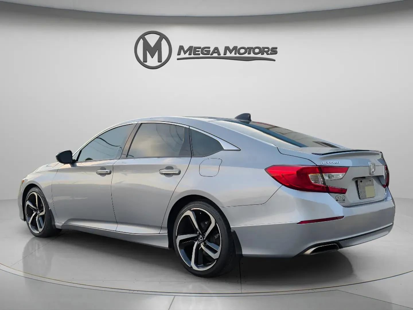 Used 2022 Honda Accord Sport image 3