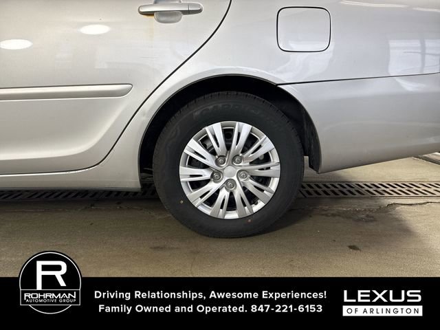 Used 2004 Toyota Camry LE image 5