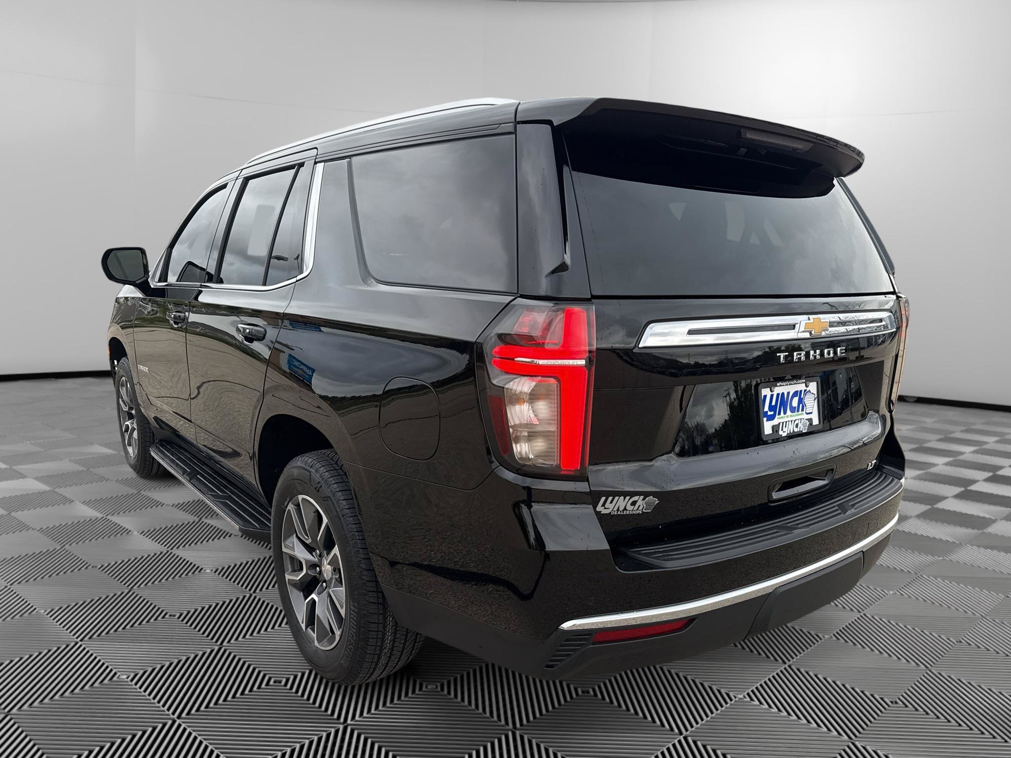 Used 2021 Chevrolet Tahoe LT AWD/4WD image 3