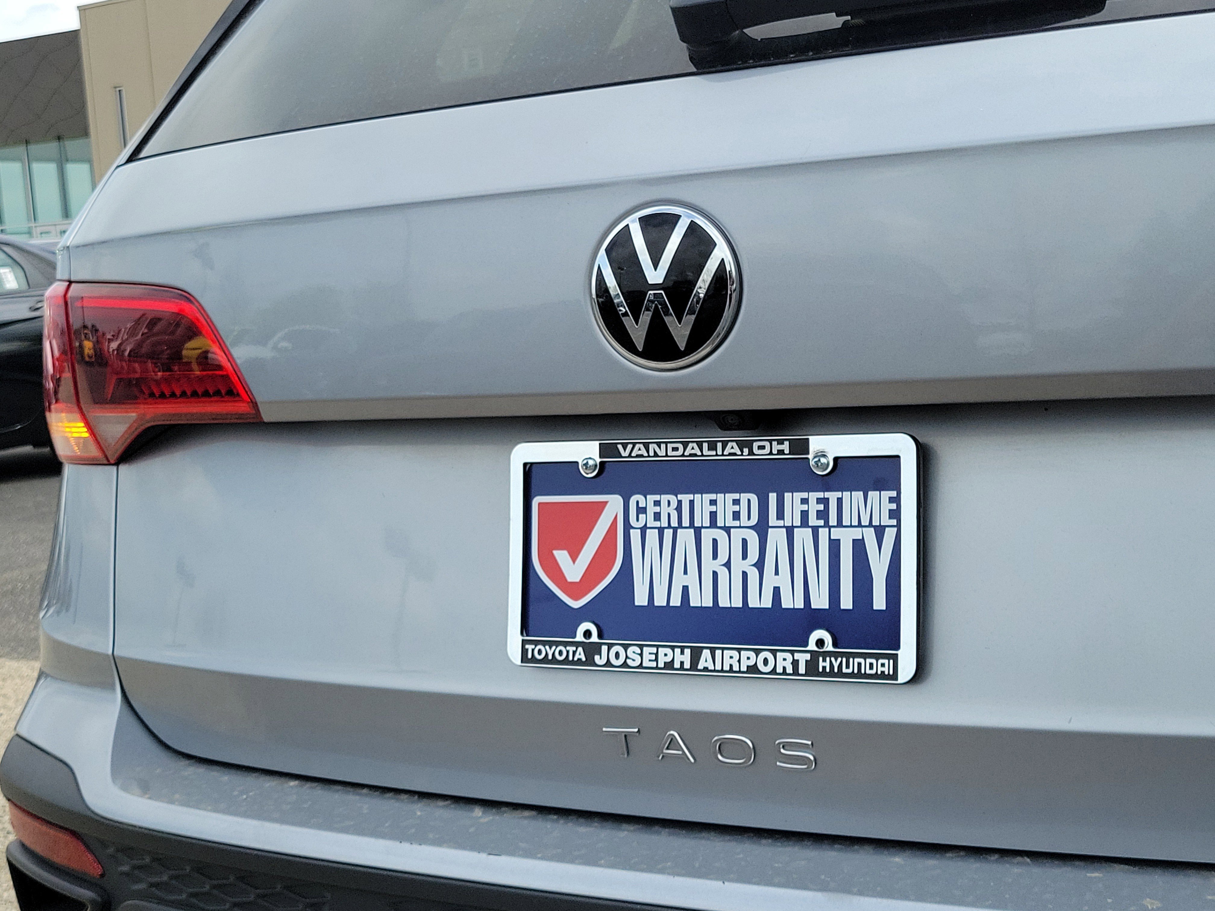 Used 2024 Volkswagen Taos S FWD image 7