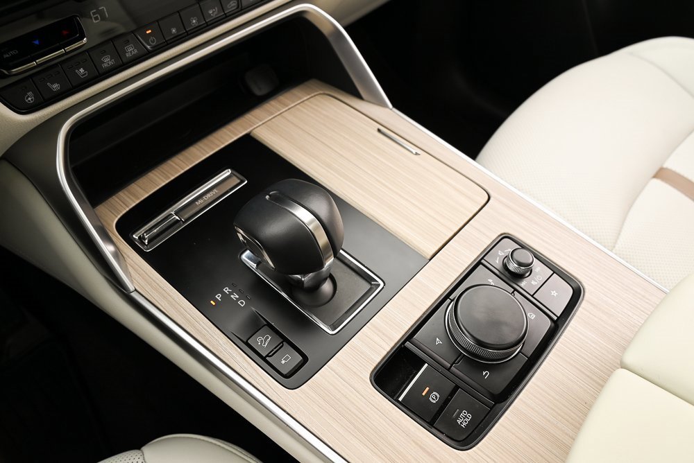 Certified 2025 MAZDA CX-90 3.3 Turbo w/ Premium Plus Pkg image 27