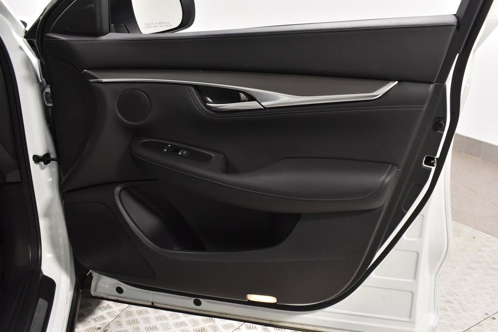 Certified 2025 INFINITI QX55 Luxe w/ Cargo Package image 34