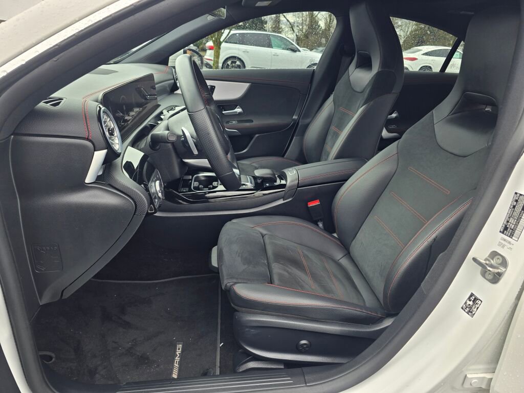 Used 2023 Mercedes-Benz CLA 35 AMG 4MATIC image 11