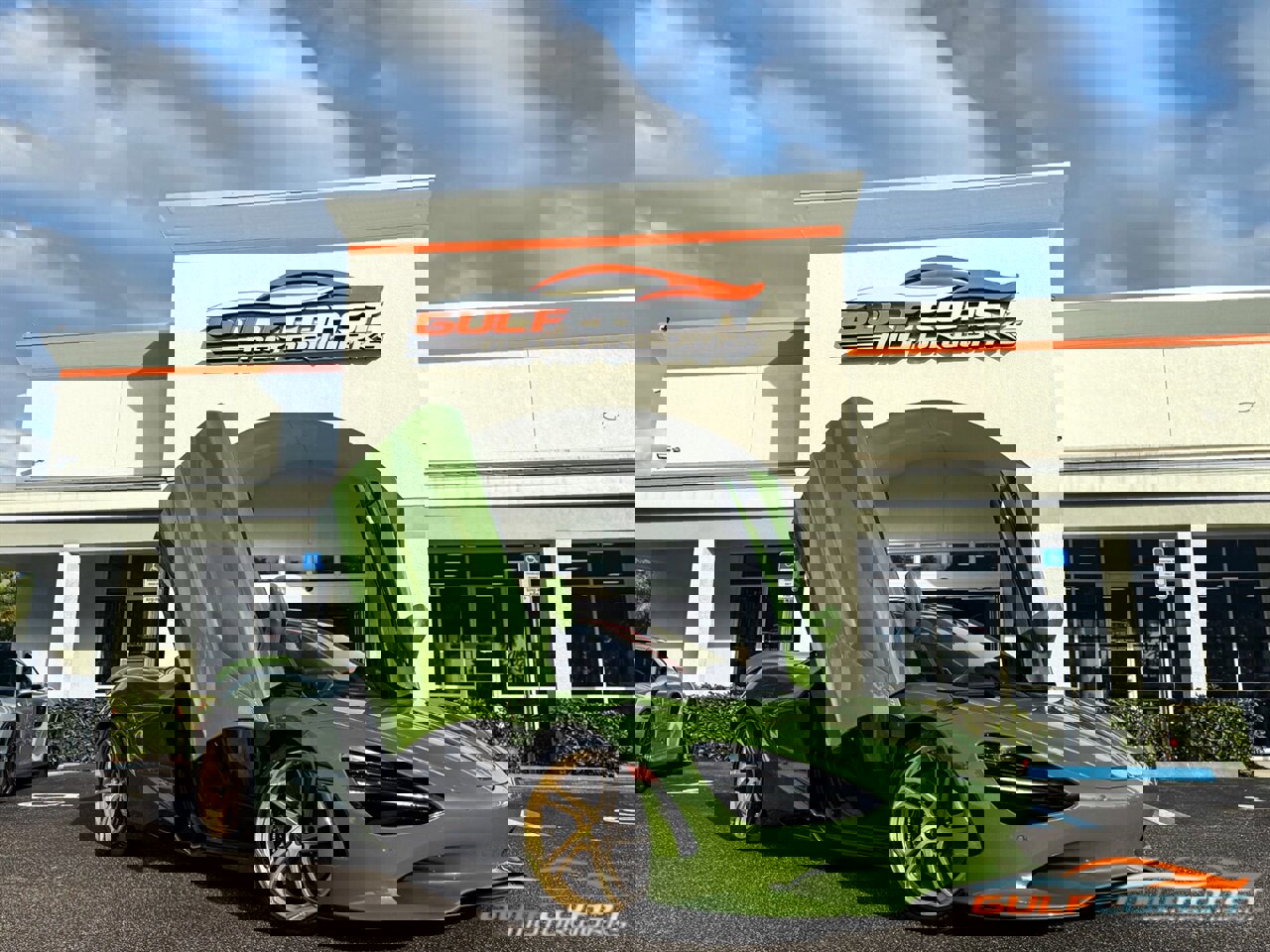 Used 2025 McLaren 750S Spider image 1