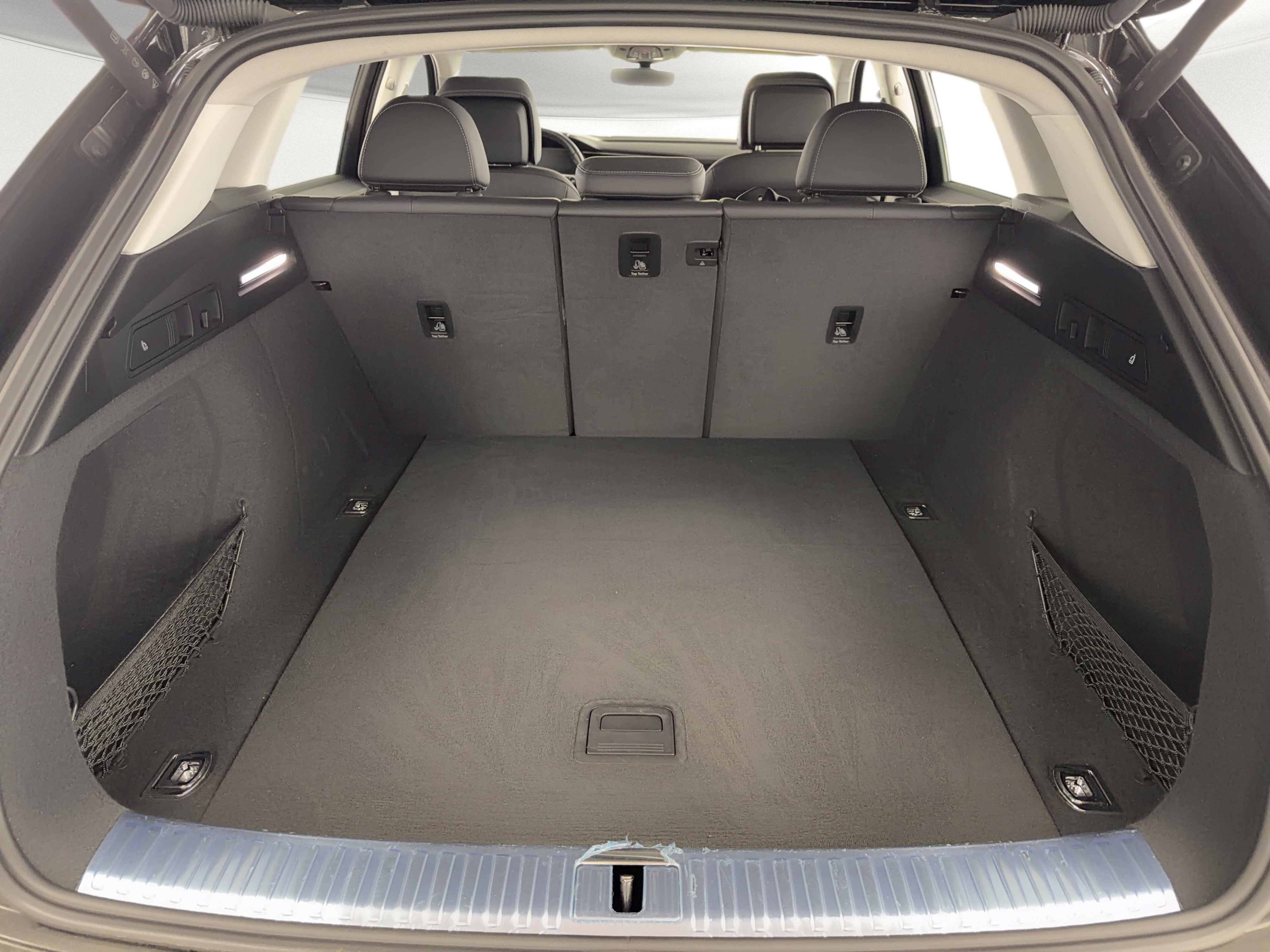 Used 2023 Audi e-tron Premium w/ Convenience Plus Package image 13