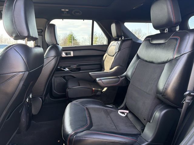 Used 2023 Ford Explorer ST w/ Equipment Group 401A AWD/4WD image 17
