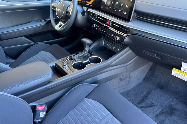 New 2026 Kia K5 LXS image 18