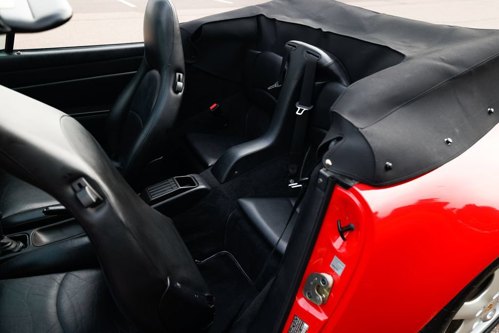 Used 1995 Porsche 911 Carrera RWD image 80