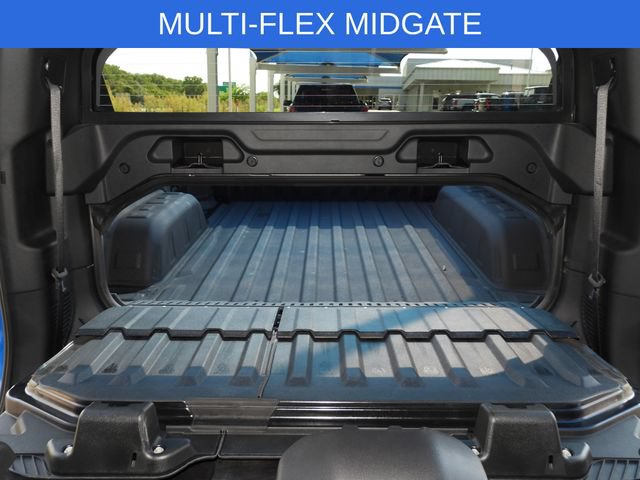 Used 2025 Chevrolet Silverado EV RST AWD/4WD image 6