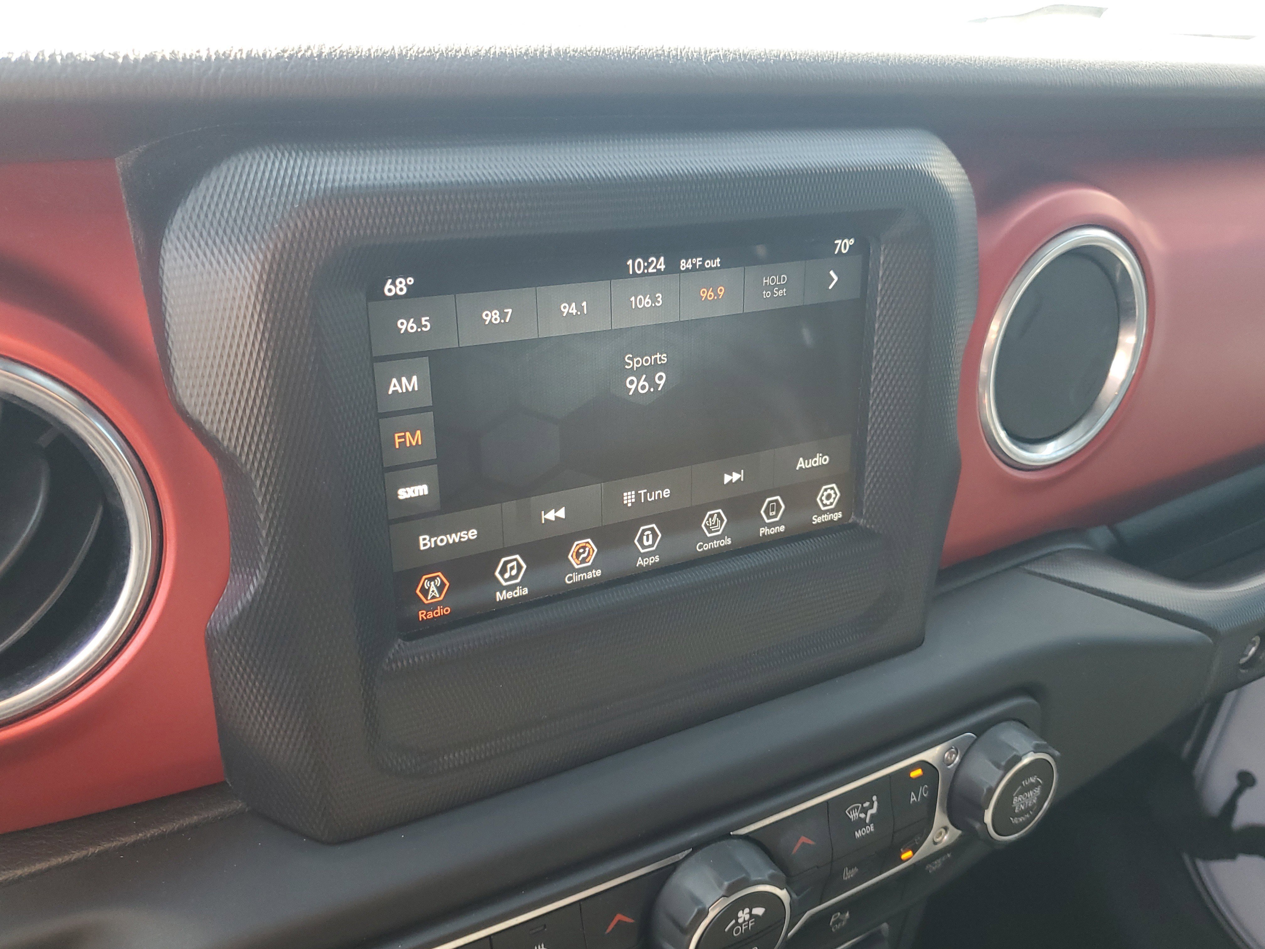 Used 2021 Jeep Wrangler Unlimited Rubicon w/ Safety Group AWD/4WD image 18