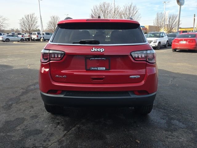 Used 2020 Jeep Compass Latitude w/ Cold Weather Group image 6