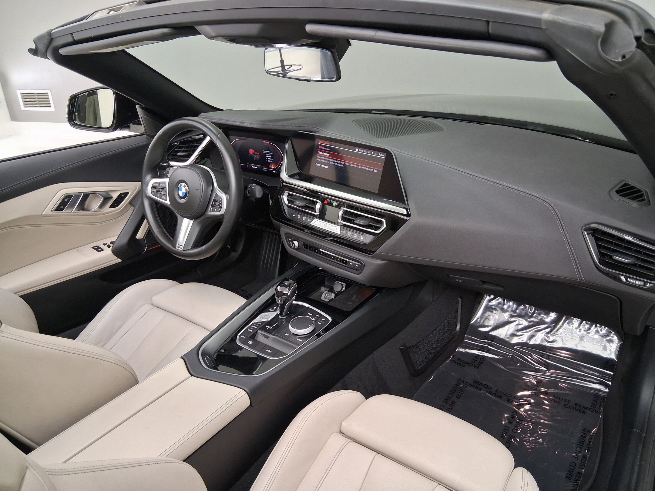 Used 2023 BMW Z4 sDrive30i w/ Convenience Package RWD image 32